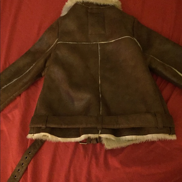 Zara - Picture 3 of 3